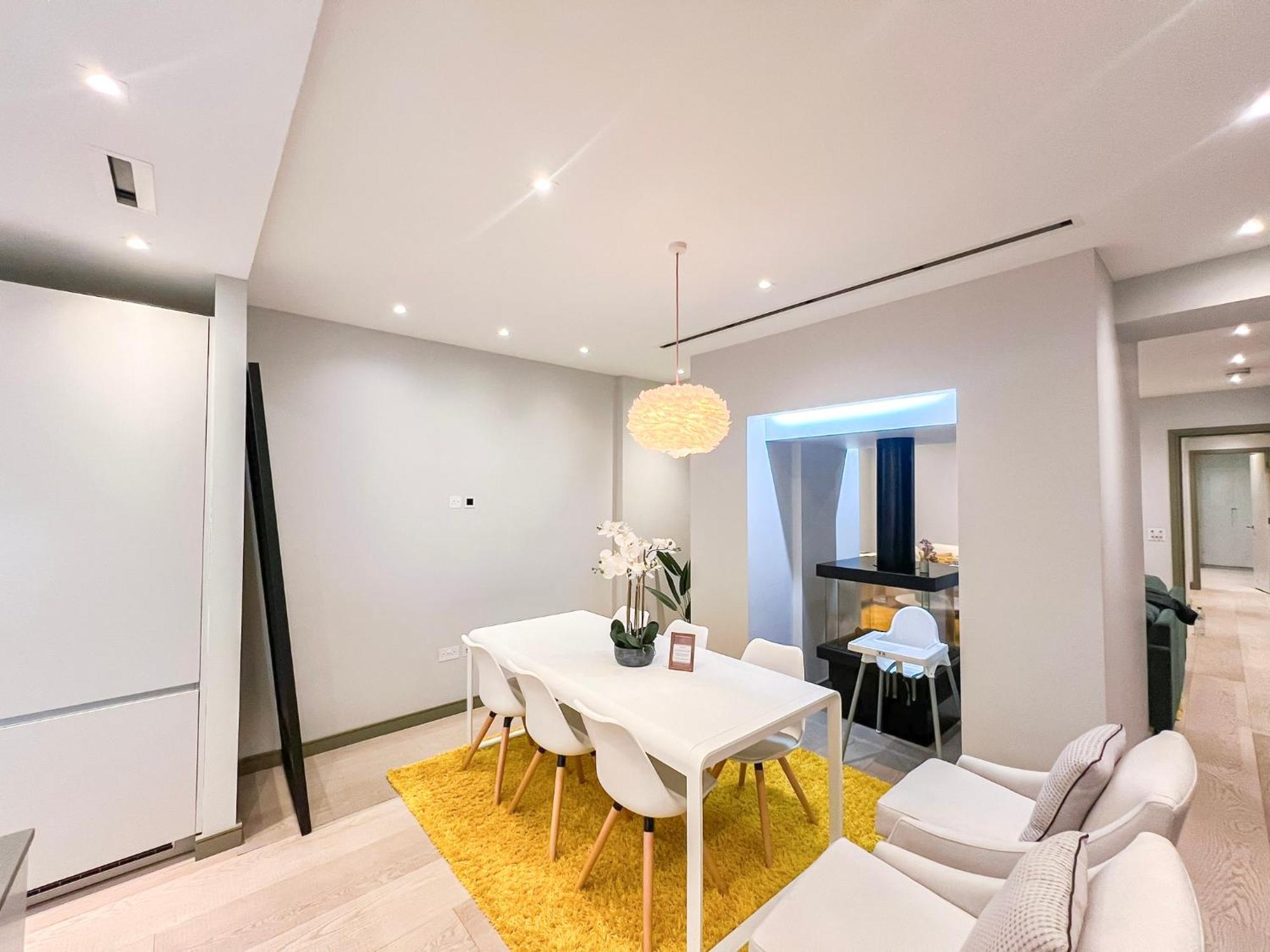 Posh 3 Bedroom Flat With Terrace And Indoor Fireplace In Mayfair, Near Hyde Park ลอนดอน ภายนอก รูปภาพ