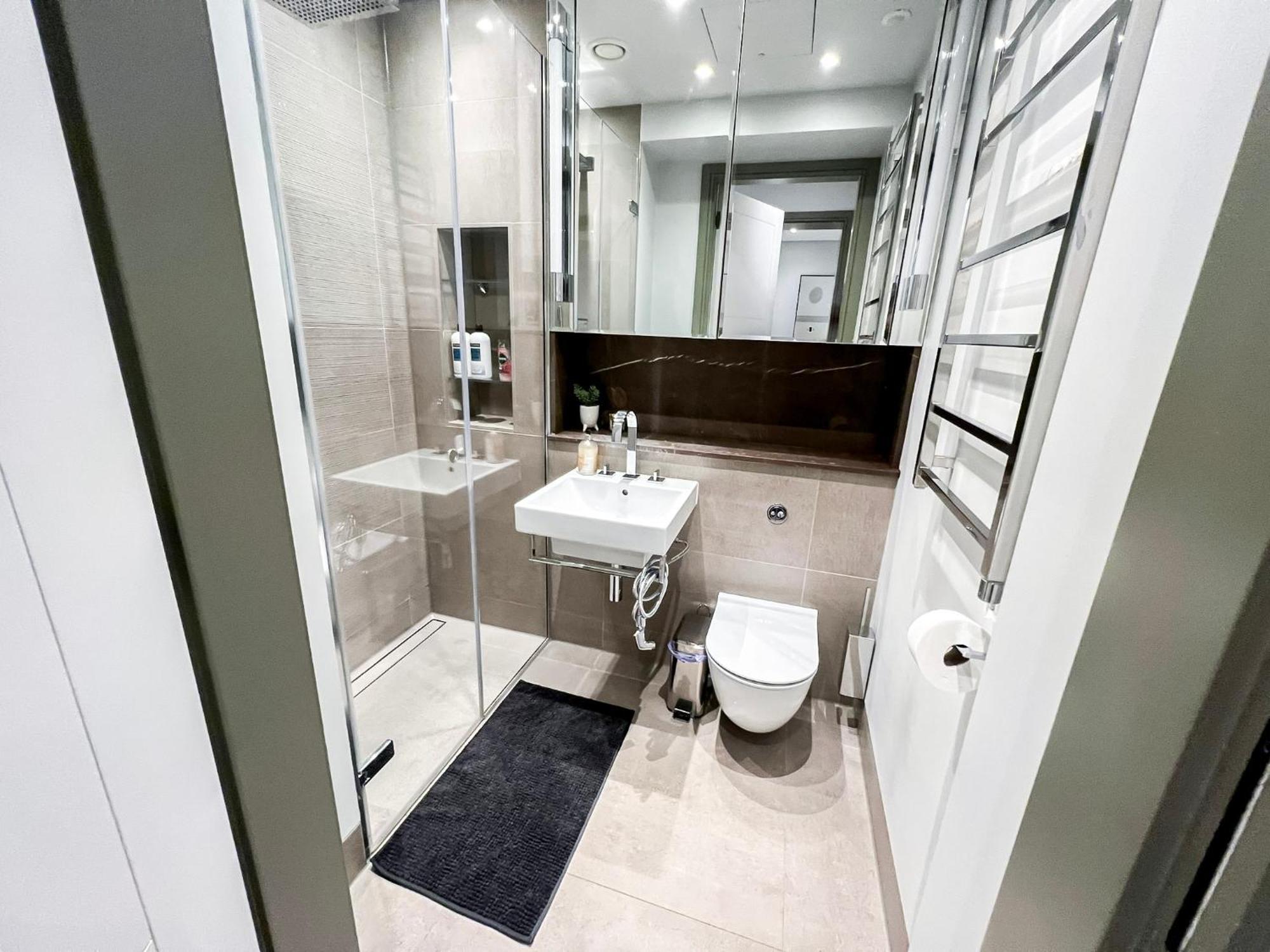 Posh 3 Bedroom Flat With Terrace And Indoor Fireplace In Mayfair, Near Hyde Park ลอนดอน ภายนอก รูปภาพ