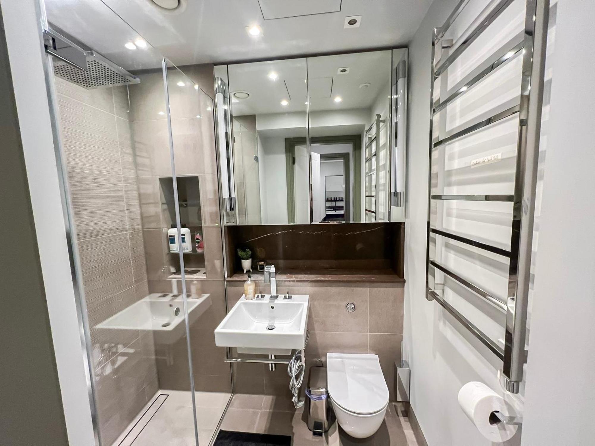 Posh 3 Bedroom Flat With Terrace And Indoor Fireplace In Mayfair, Near Hyde Park ลอนดอน ภายนอก รูปภาพ